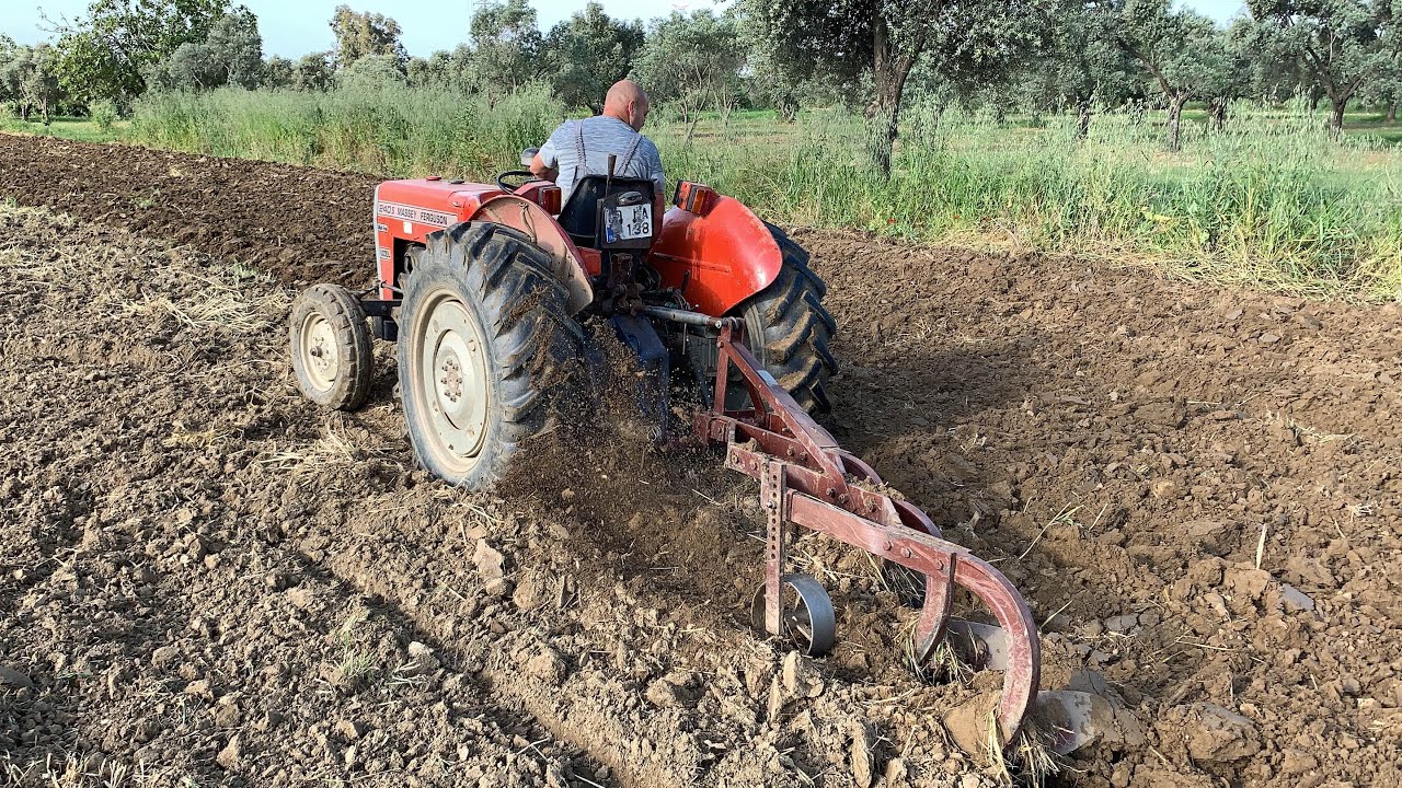 1997 MODEL MASSEY FERGUSON 240S