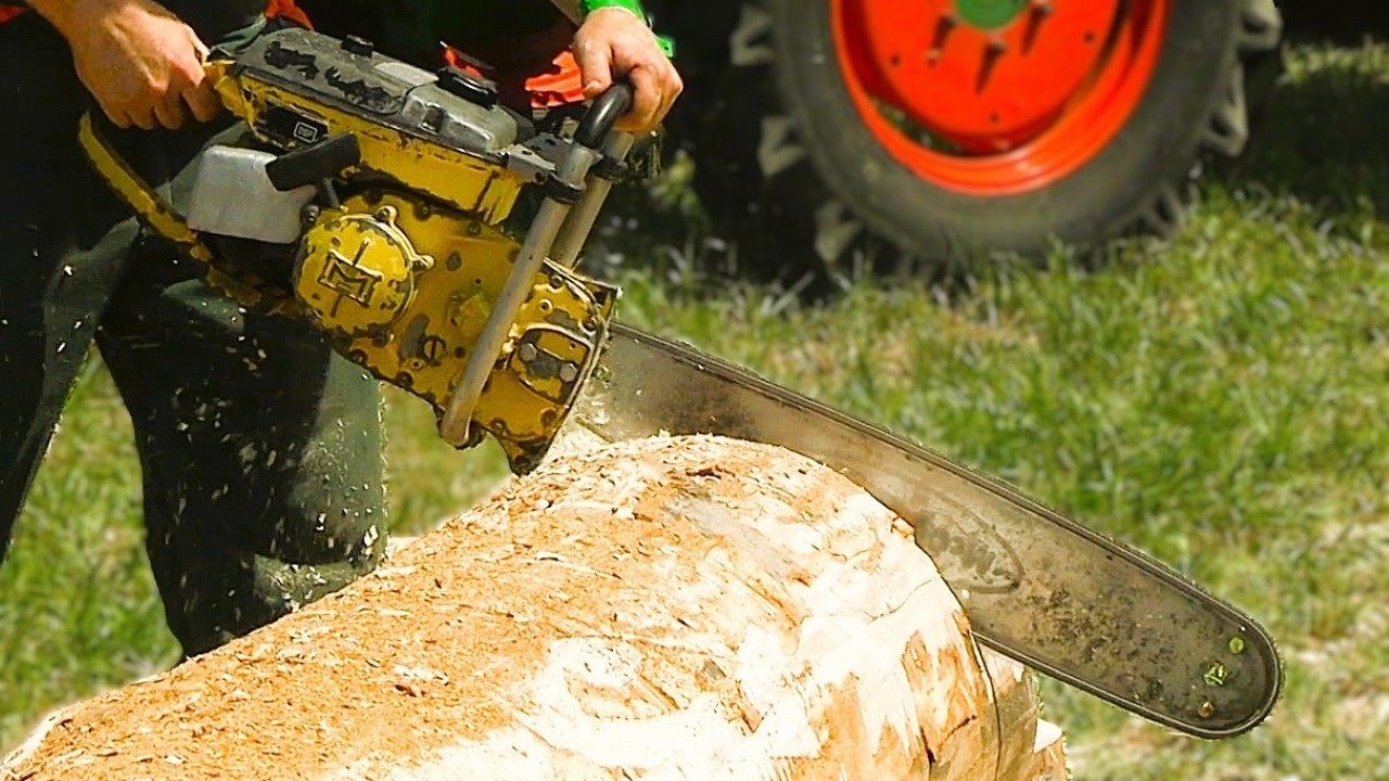Old-School Forestry | Vintage Chainsaws & Log Splitters at Work