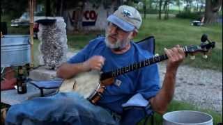 Keep That Skillet Good 'n Greasy / Old Timey Banjo Player Dale Frazier chords