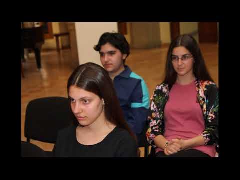 ფოტო-კოლაჟი -----პოეტი  ეკატერინე ბაზერაშვილი