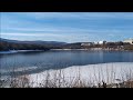 Озеро біля санаторію Карпати у Трускавці