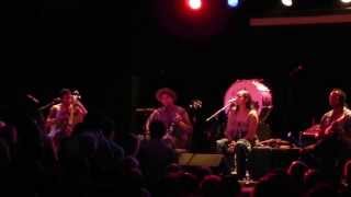 Carolina Chocolate Drops at the Handlebar--#7    Boodle De Bum Bum