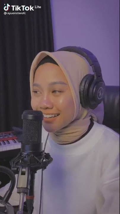 astronaut in the ocean cover by ayuenstar