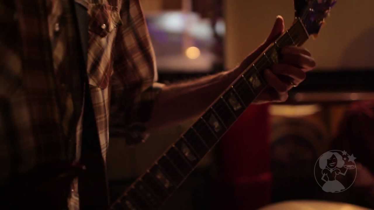 Ukrania / Eva Bee's Jamboree Exclusive