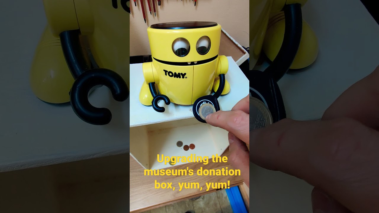 Upgrading the Museum of Computing's donation box! 