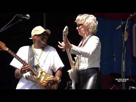 Samantha Fish and Eric Gales - "Black Wind Howlin" - Crossroads Guitar Festival 2023