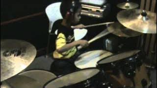 Robert Girsang - Drum Cover - Selagi ku mampu by Alexa band.mpg