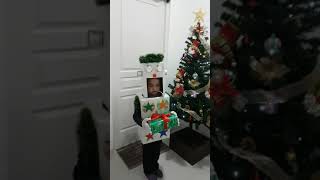 DIY Wind-up Robot Costume for Christmas