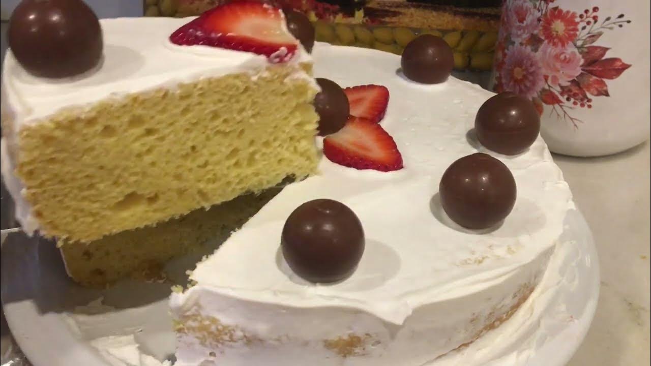 Simple way to decorate a cake (I used zero sugar cake mix and whip