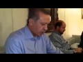 رئيس الوزراء التركي رجب طيب اردوغان يقرأ القرآن الكريم 