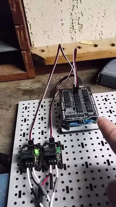 Arduino controlled linear actuator - YouTube