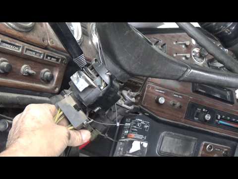 Turn signal wire connector keeps falling off, fixed