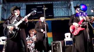 LOS HALCONES NEGROS - TRISTES RECUERDOS - UNA AVENTURA - COVERS chords