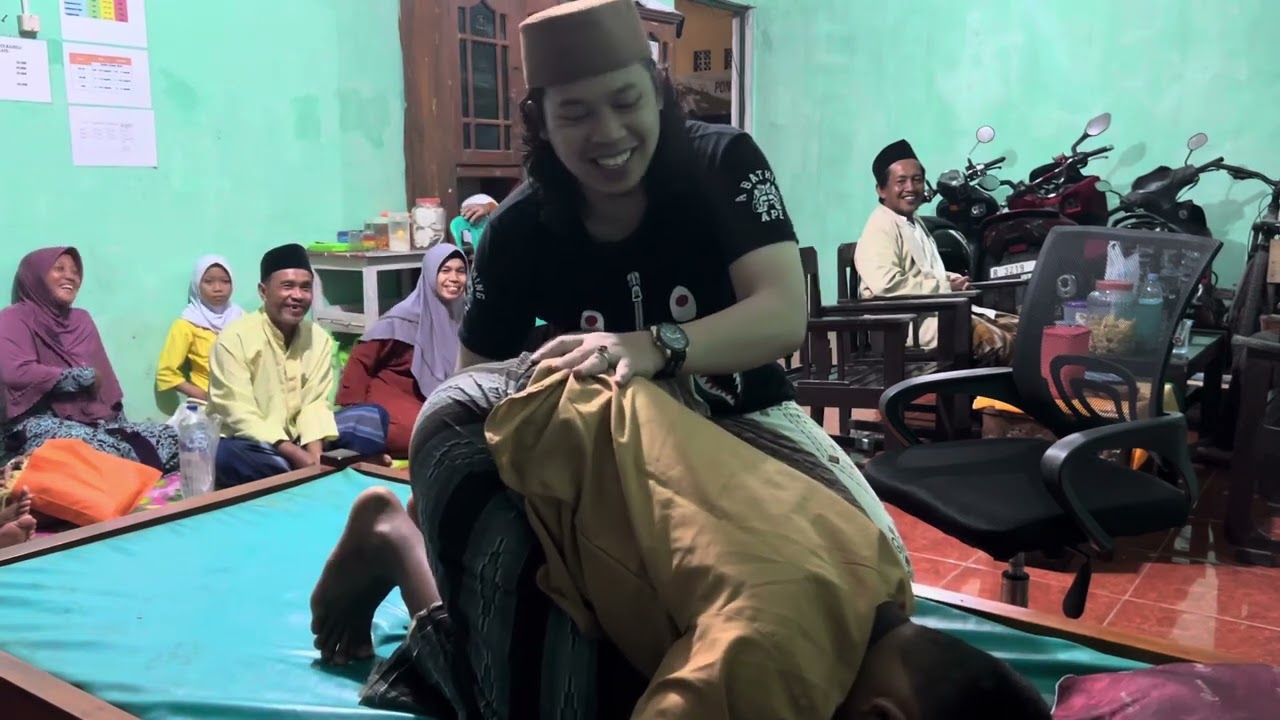 🔴 SANTRI TERKENA PENYAKIT BOSON (KENTUT TERUS) || KAMILU SYIFA