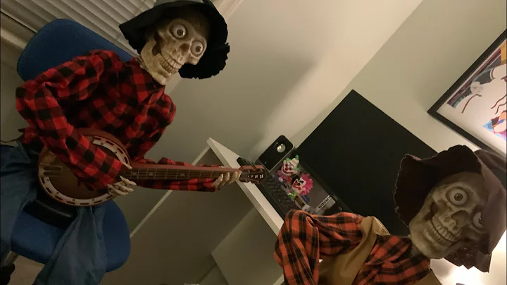 Costco duel Banjo Skeletons animatronic review and demo