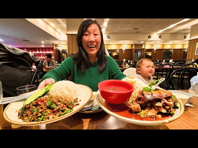 Travel vlog - Melbourne Laneways Food Tour | Secret laneway spots you've got to hit up!