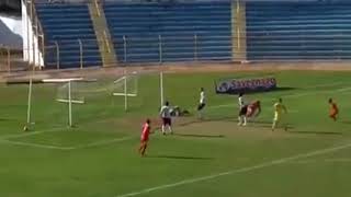 Junior Souza  Centroavante  2001