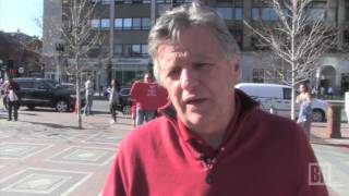 Verizon strikers take over Boylston Street