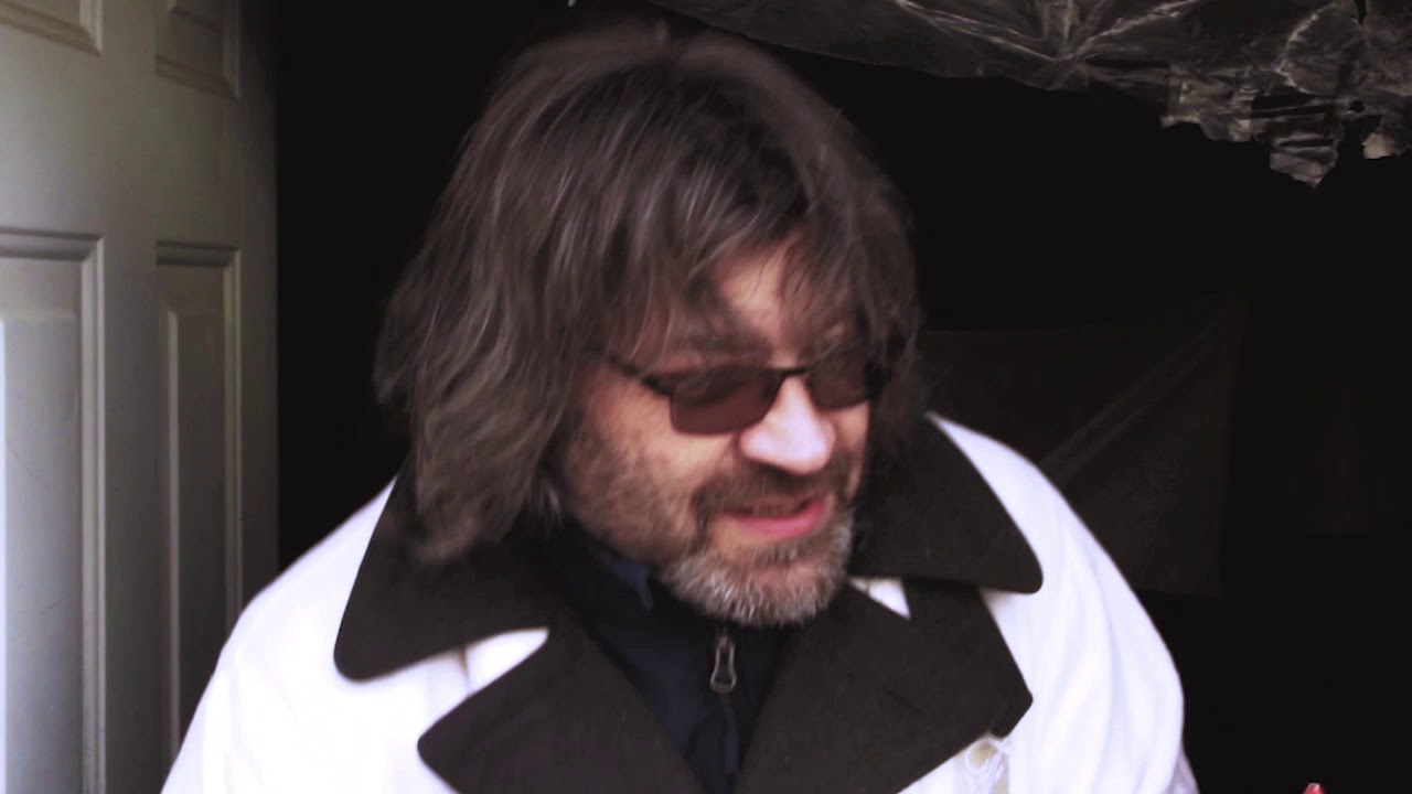 Quarantation Street E01 Rear End Window