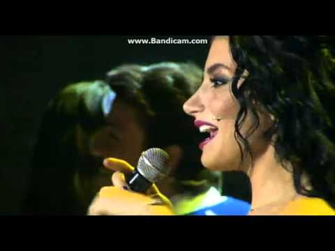 Beyaz Show (23.10.2015) Tolga Sarıtaş &  Hande Erçel -Dans