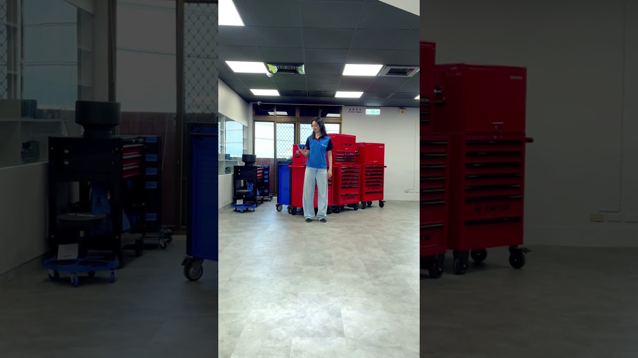 Ever seen the hand of magnetism? 