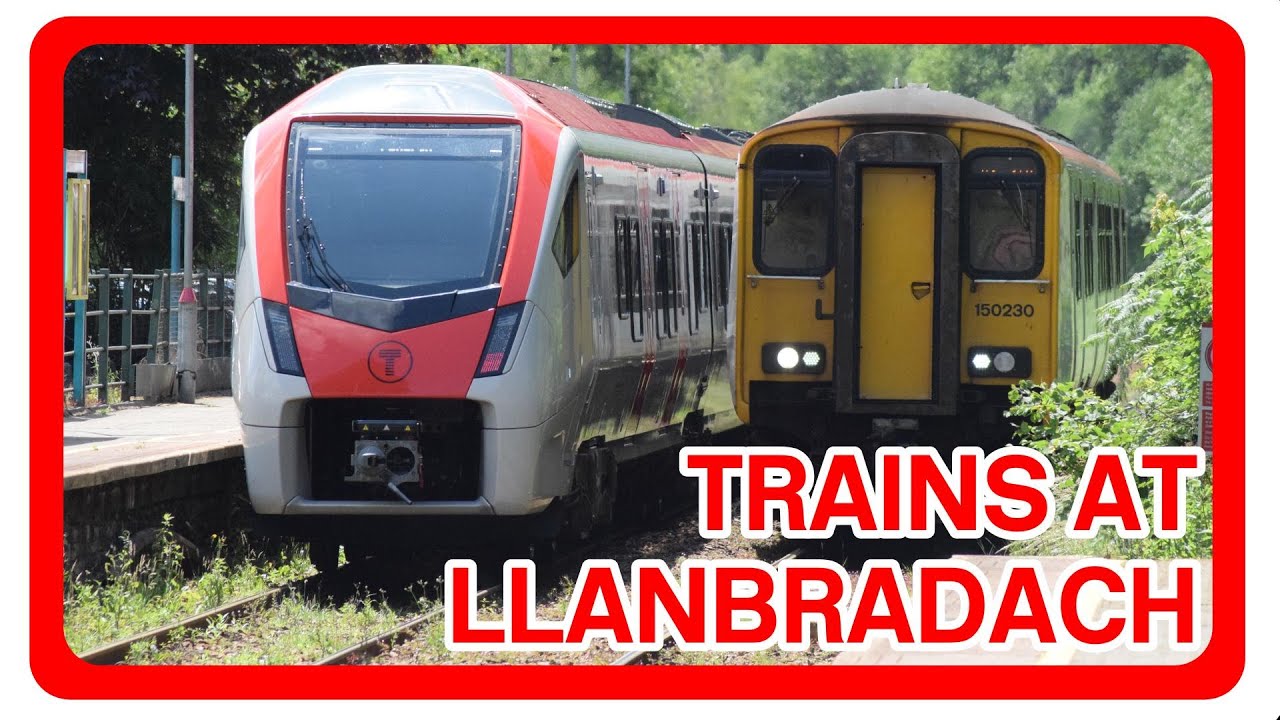 Trains at Llanbradach railway station (29/06/2023)