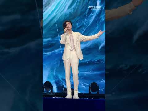 111023 抖音闪耀之夜《旅人》官方直拍: "Traveller" live performance focus cam【Luo Yunxi | 罗云熙】
