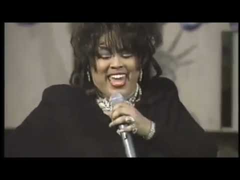 Vickie Winans funniest moment
