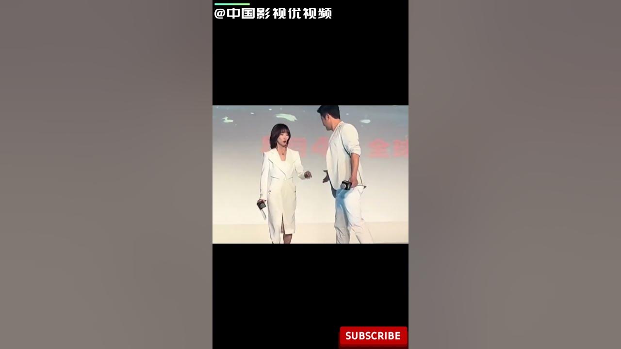 #吴京 结束活动下意识的回头找谢楠，溢出屏幕的爱意，让人羡慕，最恩爱的夫妻