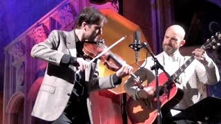 Andrew Bird  🎻 Pulaski at Night &amp; Auld Lang Syne  🎻 Encore Wednesday 12/14/22  Gezelligheid Chicago