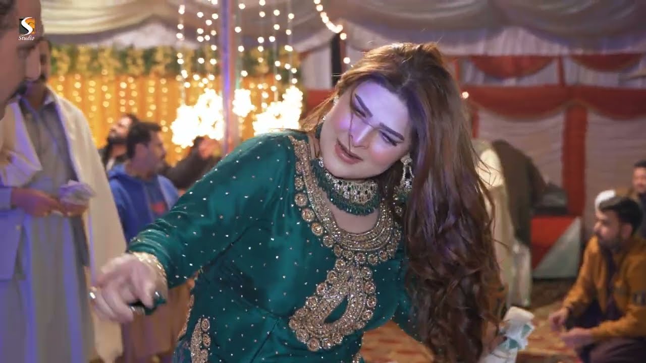 Munda Patwari Da , Chahat Baloch Dance Performance, SGStudio 2025