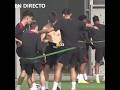 لاعبين برشلونة يحمون صديقهم من الكاميرا أسامة مروة شيرين بيوتي Tiktok Viral Shorts Short Fyp لاعبين برشلونة يحمون صديقهم من الكاميرا أسامة مروة شيرين بيوتي Tiktok Viral Shorts Short Fyp
