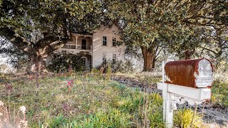 Abandoned for Christmas | Southern Home Left Behind right before the Holidays..