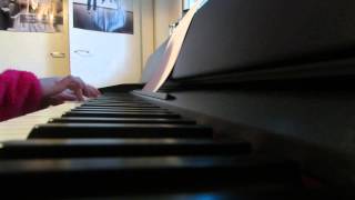 Video thumbnail of "Ruoste - CMX Piano Cover"