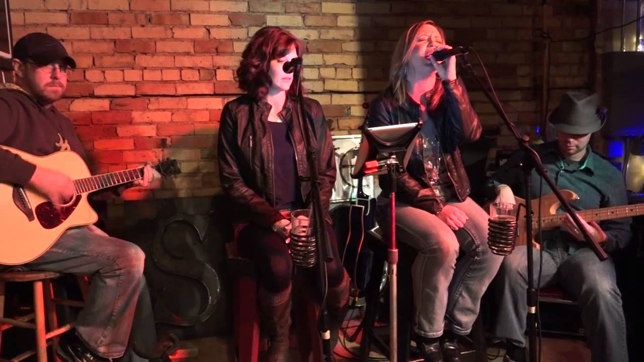 Psycho Jane , unplugged at the 218 Taphouse