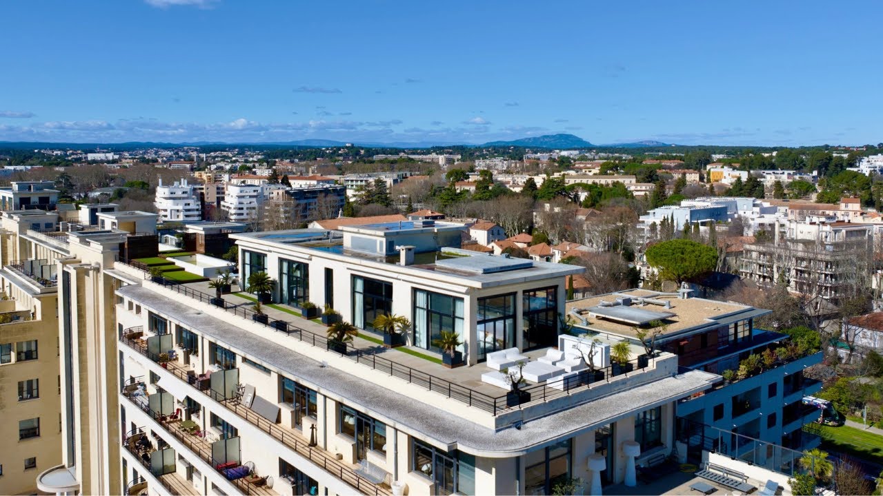 EXCEPTIONAL PENTHOUSE WITH PANORAMIC VIEW OF MONTPELLIER MONUMENTS