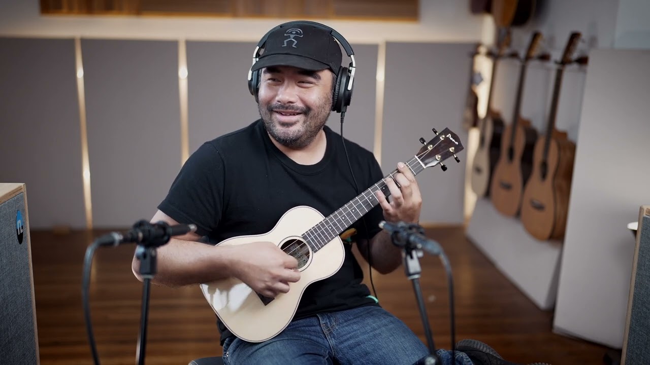 The Ukulele Site | Pono Spruce Top Rosewood Tenor (RT-S 7189