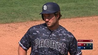 ARI@SD: Wallace clubs an RBI double to right