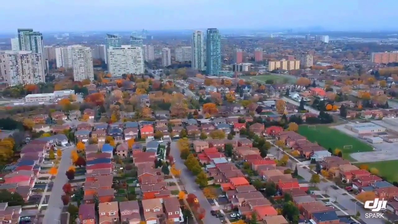 DJI Spark Beautiful & Colorful Video Over Mississauga In Canada