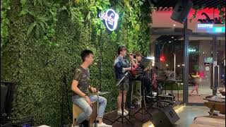 Bradley Cooper & Lady Gaga - Shallow Hoodwnked Cover