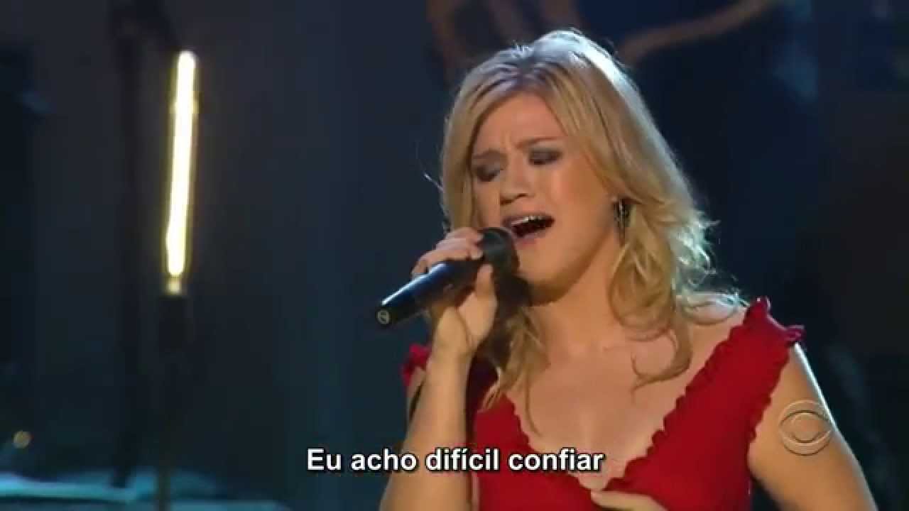 Kelly Clarkson - Because of You (Tradução) - YouTube
