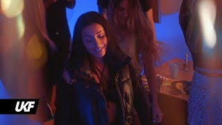 Video voorbeeld van "K Motionz ft. Emily Makis - High Note (Official Video)"