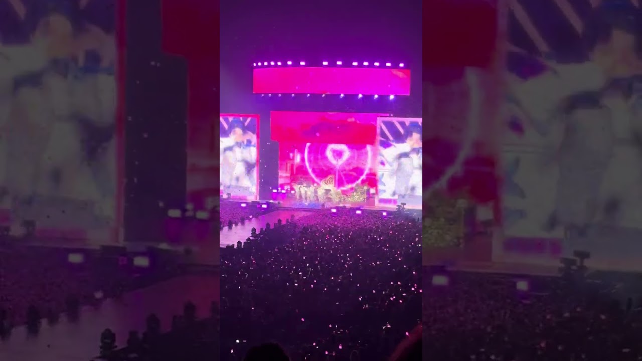 Enhypen walk the Line Paris 