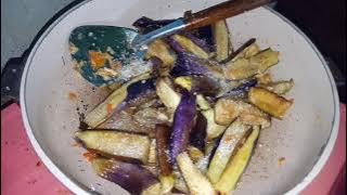 MINIMALIST FRIED EGGPLANT