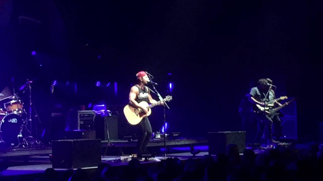 7/30/16 Kip Moore All Time Low Centurylink Center, Omaha, NE