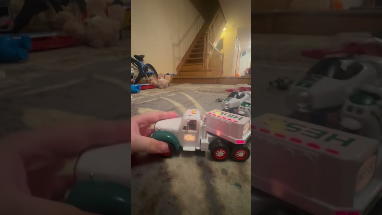 The diesel New York 2008 hess truck review ￼ www.best of plotogon .com ￼￼￼￼ www.comedyworld.com