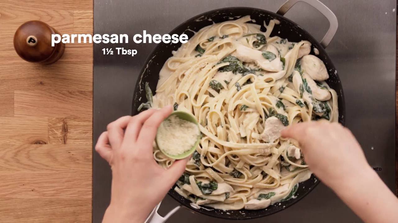 Campbell's Kitchen Simple Chicken Florentine Alfredo with Fettuccine