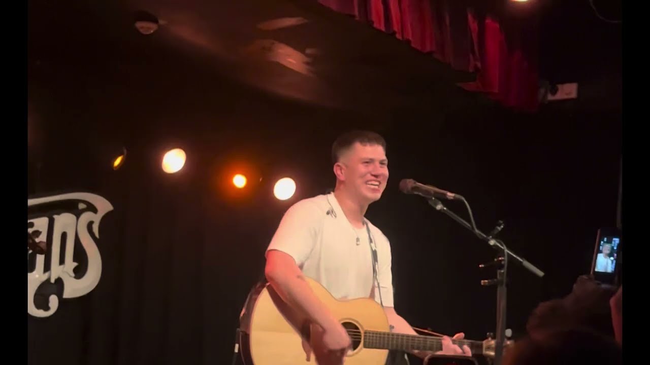 Aaron Rowe (Hey Ma) live Whelans Dublin 🇮🇪 (Homecoming Show) 13/11/25