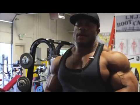 Phil Heath best training exercise for Mr Olympia . Phil Heath best training exercise for Mr Olympia .