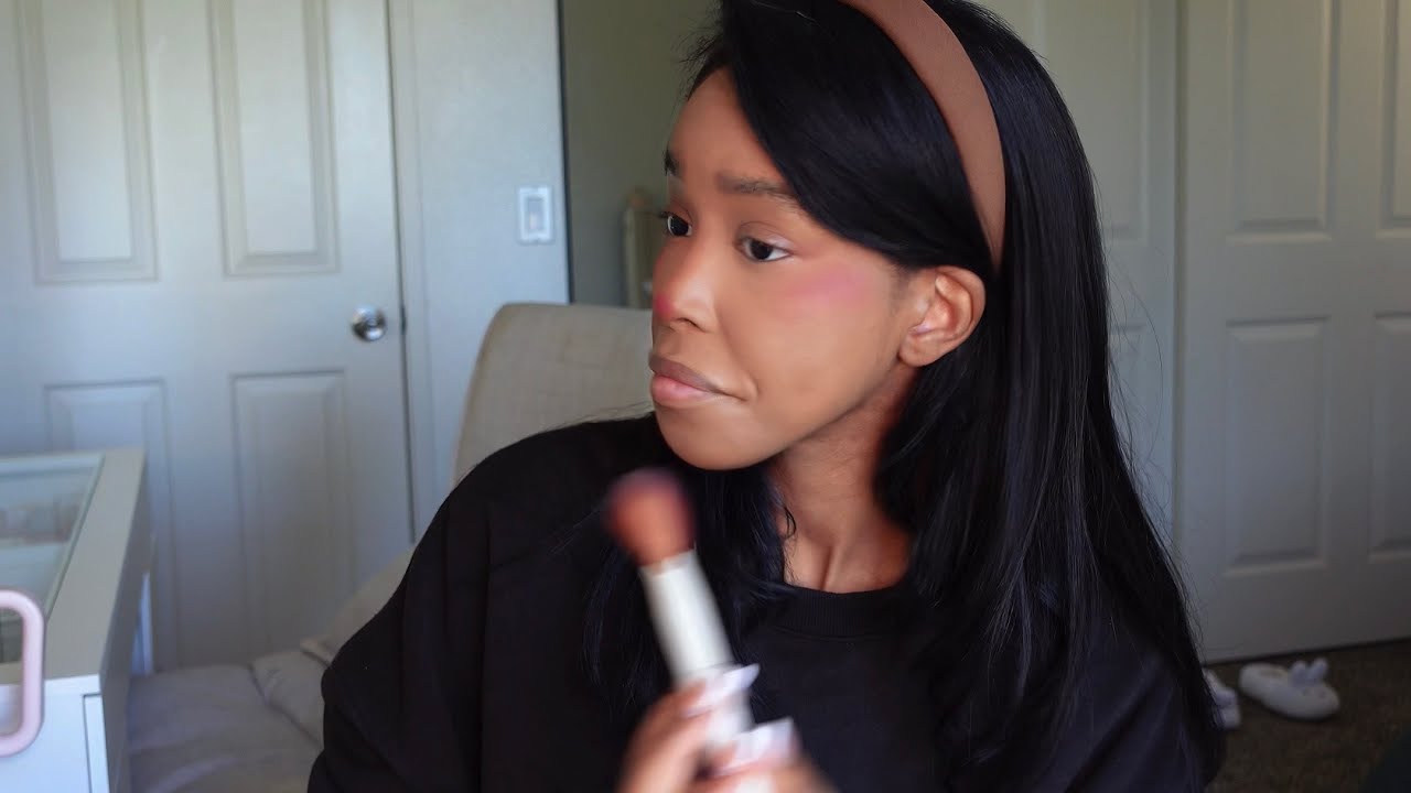 Клубничный макияж